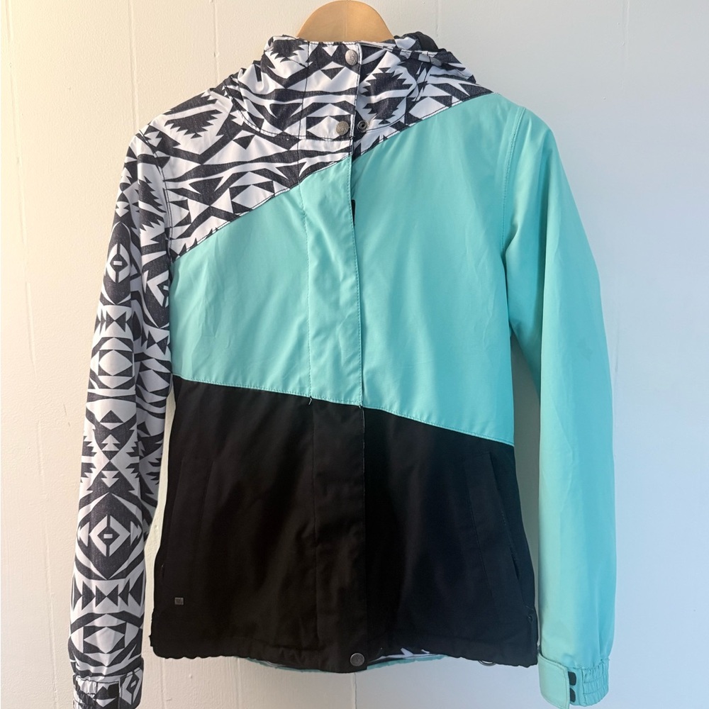 Aperture Women's Teal and Black Geometric Ski Jacket